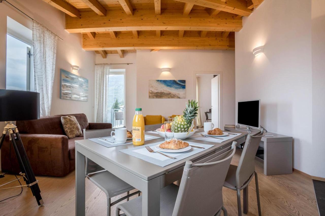 Residence La Villa Cuore Tignale Bagian luar foto