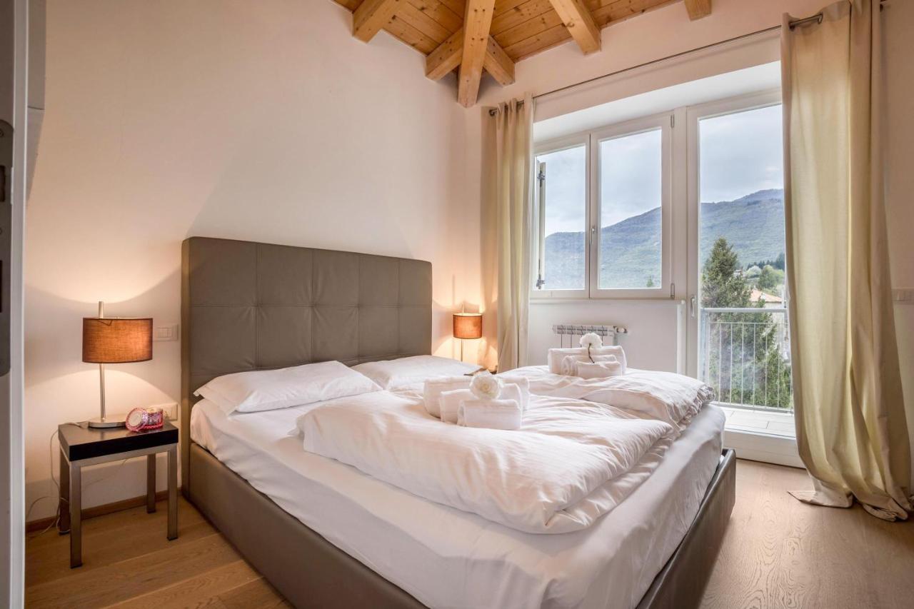 Residence La Villa Cuore Tignale Bagian luar foto