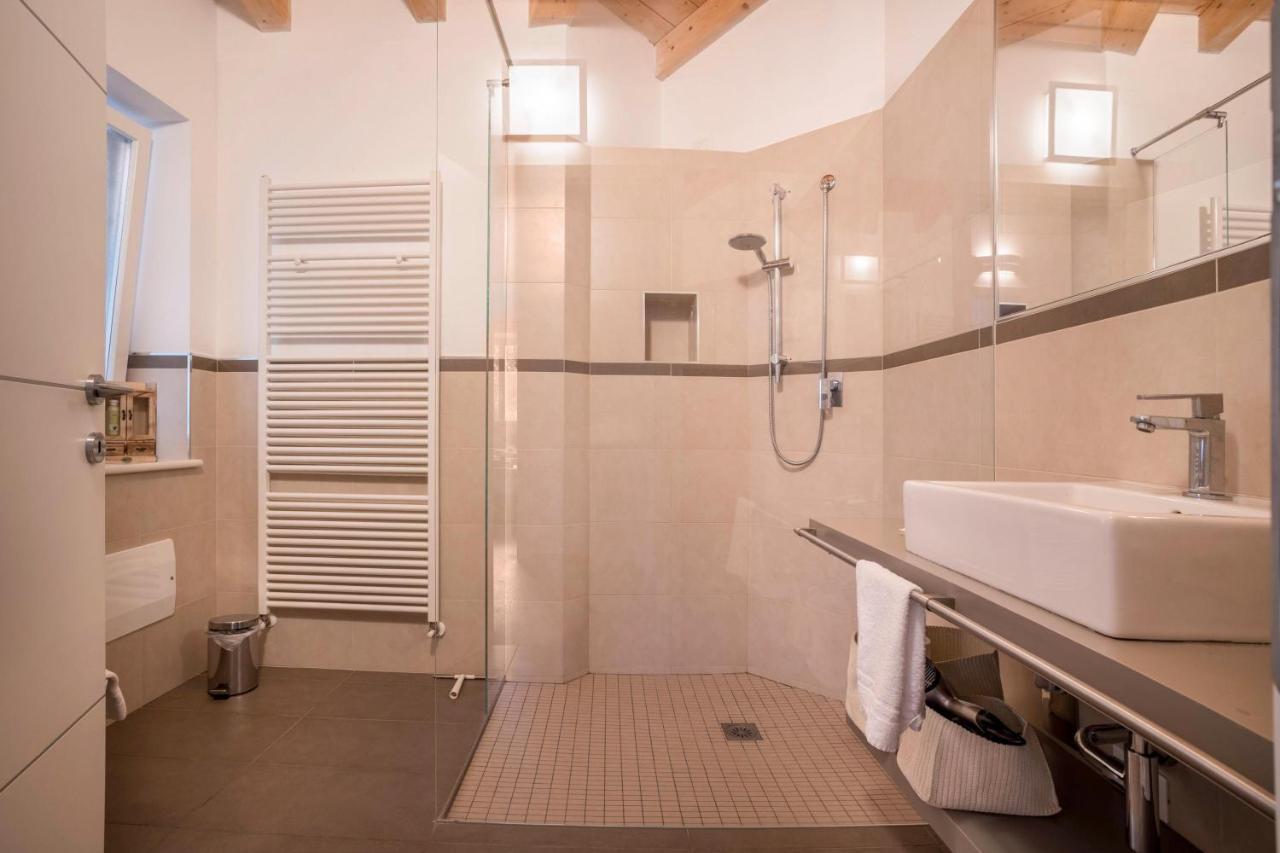 Residence La Villa Cuore Tignale Bagian luar foto