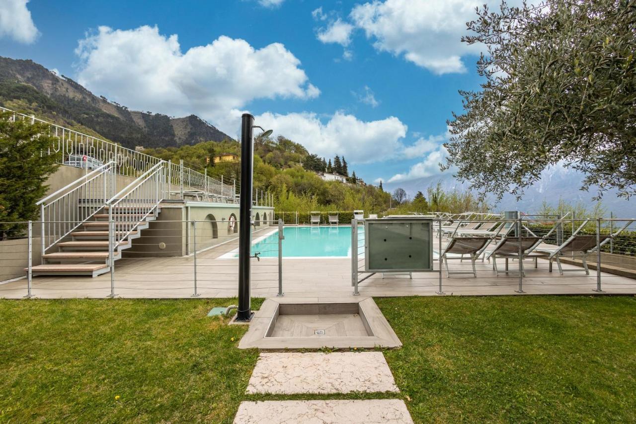 Residence La Villa Cuore Tignale Bagian luar foto