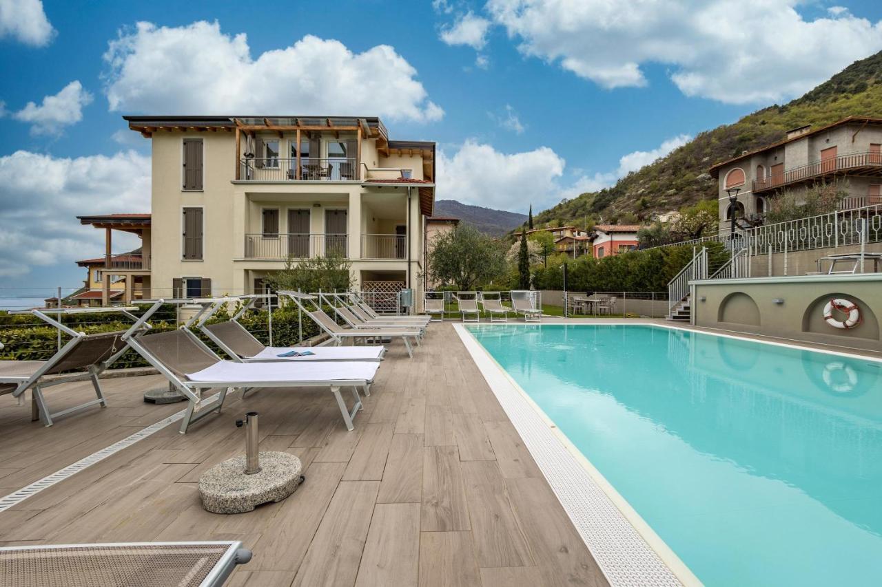 Residence La Villa Cuore Tignale Bagian luar foto